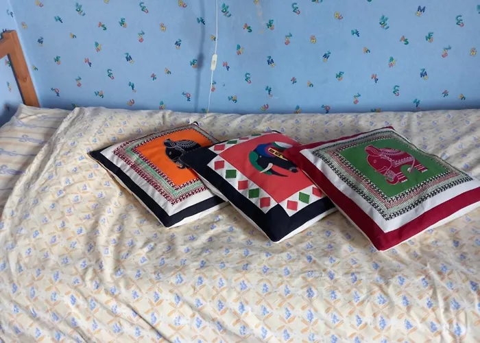 Eenpersoonskamer Met Gezamenlijke Badkamer Bed and breakfast