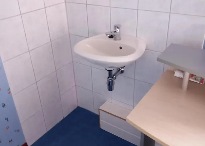 Eenpersoonskamer Met Gezamenlijke Badkamer Frühstückspension *